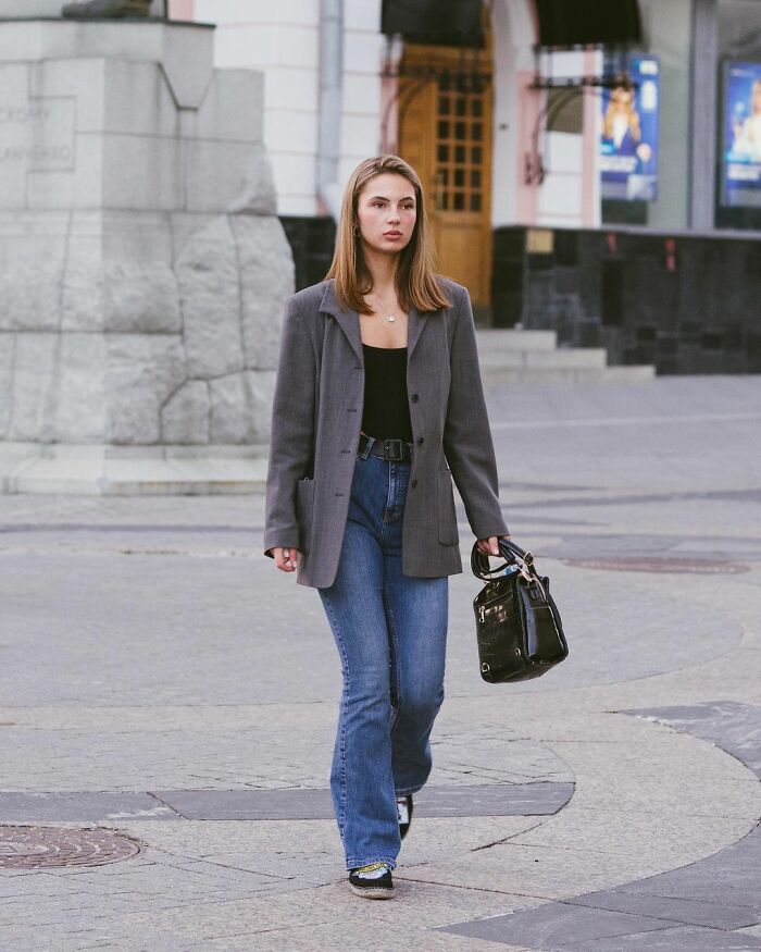 Russian Photographer Captures The Urban Street Style Of Moscow City (30 Pics)