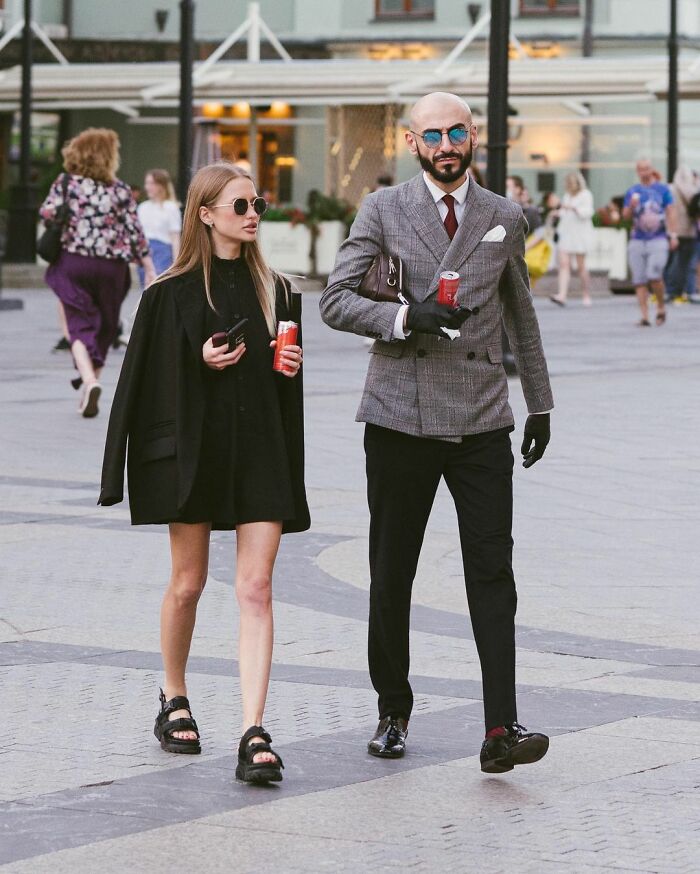 Russian Photographer Captures The Urban Street Style Of Moscow City (30 Pics)