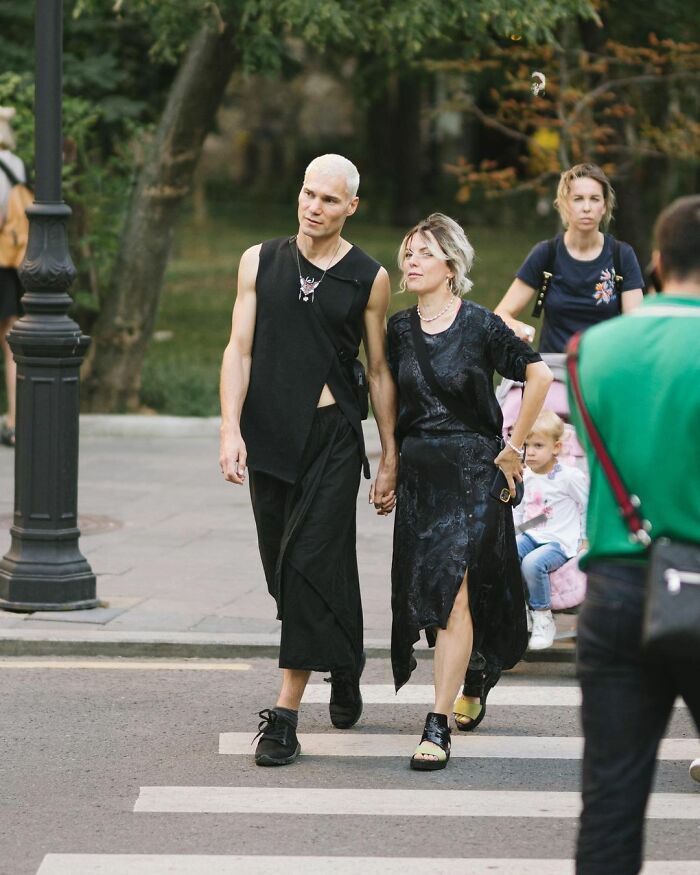 Russian Photographer Captures The Urban Street Style Of Moscow City (30 Pics)