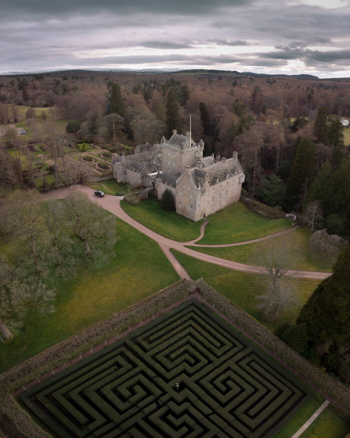 Castillo de Cawdor, en los Highlands, Escocia. Ese laberinto da miedo