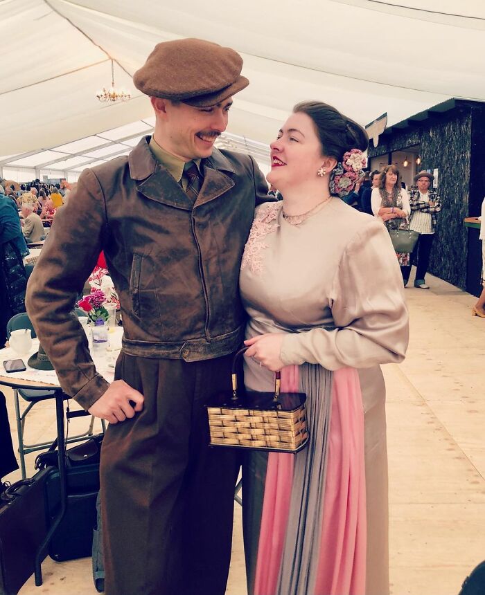 Engaged Young Couple Lives Like It's The 1930s With Vintage Clothes, Home, Tools, And A Car (30 Pics)