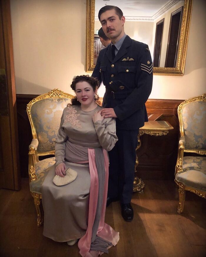 Engaged Young Couple Lives Like It's The 1930s With Vintage Clothes, Home, Tools, And A Car (30 Pics)
