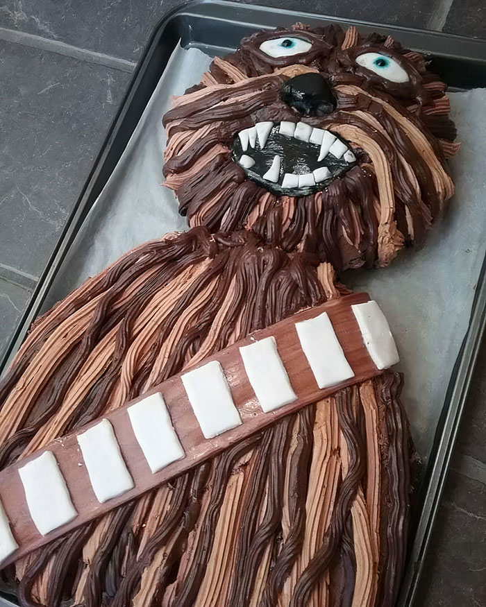 Me recuerda a aquella vez que intenté hacer a mi Larry una tarta de Chewbacca