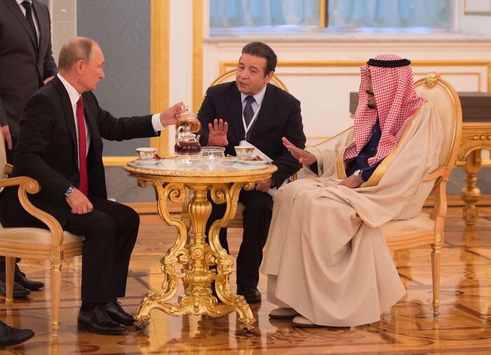 Esa sensación cuando Putin te ofrece un poco de té