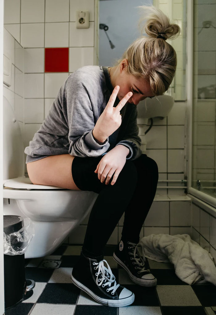 30 Respuestas honestas de hombres sobre cosas que no sabían de las mujeres hasta que convivieron con ellas