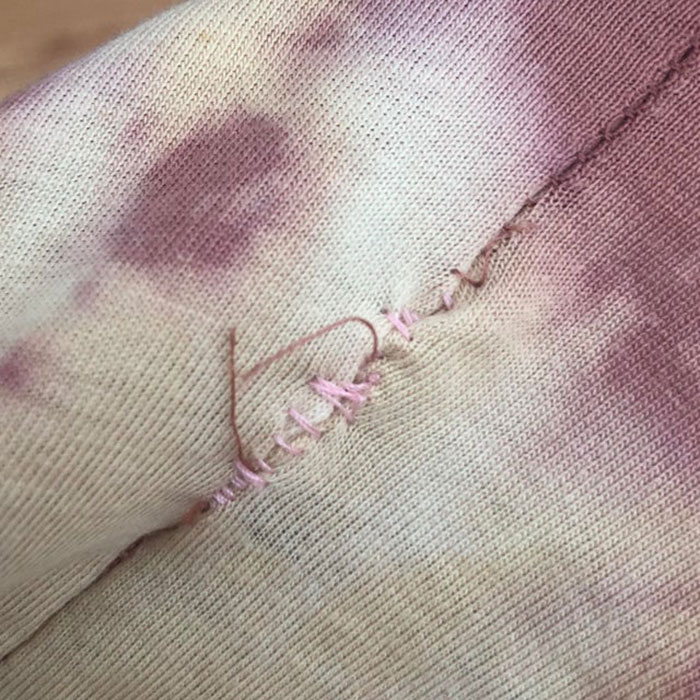 Cuando no sabes coser y todos tus arreglos acaban siendo visibles :) 