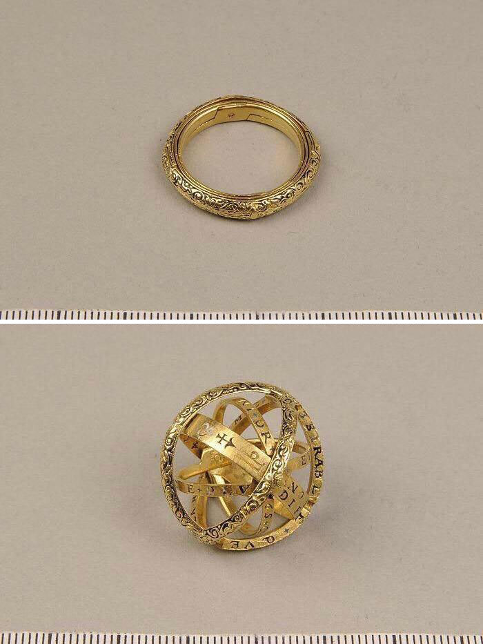 Anillo del siglo XVI que se convierte en una esfera astronómica