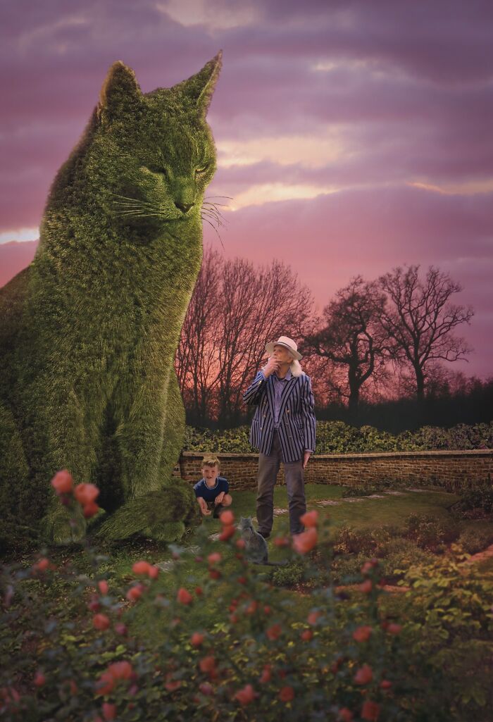 This 75-Year-Old Artist Creates Edits Of Bushes In Honor Of His Deceased Cat