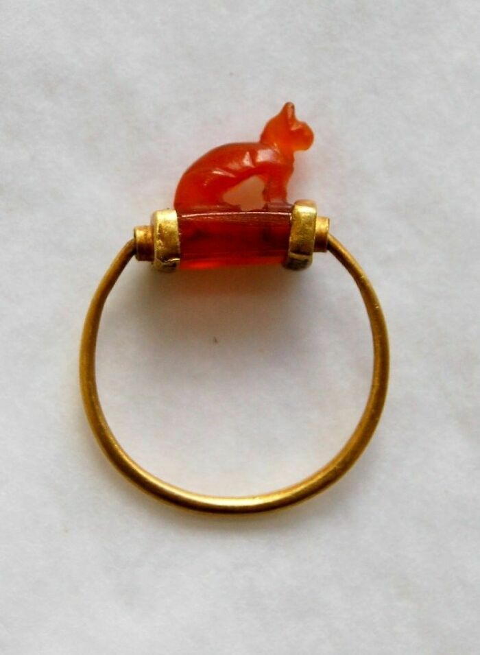 50 Very Old Human Creations That Still Surprise Us Today, As Shared In This Online Group