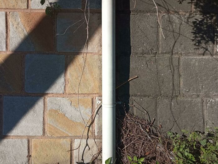 Una pared recién lavada frente a décadas de suciedad
