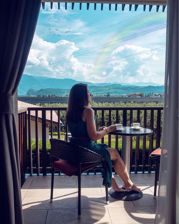 El día no era lo bastante bonito, vamos a arruinarlo con un arco iris falso El día no era lo bastante bonito, vamos a arruinarlo con un arco iris falso