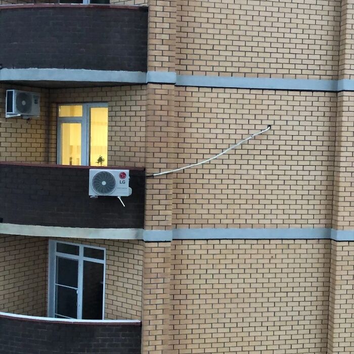 30 Construction Solutions That Don't Solve Problems, Only Create Them, As Shared By This Instagram Account (New Pics)