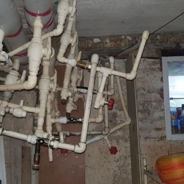 30 Construction Solutions That Don't Solve Problems, Only Create Them, As Shared By This Instagram Account (New Pics)