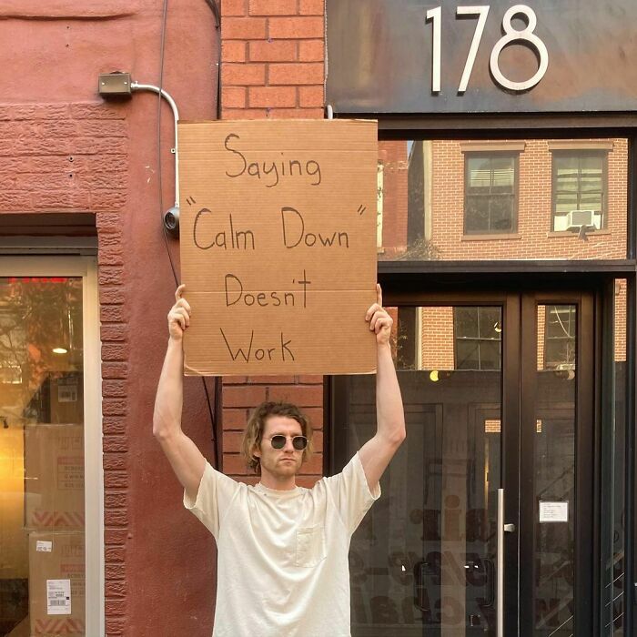 Dude Keeps Protesting Annoying Everyday Things With Funny Signs (30 New Pics)