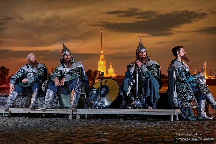 This Is What Russia Really Looks Like: 40 Honest Photos By Aleksandr Petrosyan (New Pics)