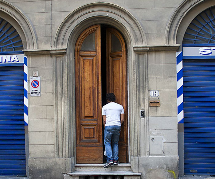 20 Niñeras cuentan las reglas más extrañas que han tenido que seguir