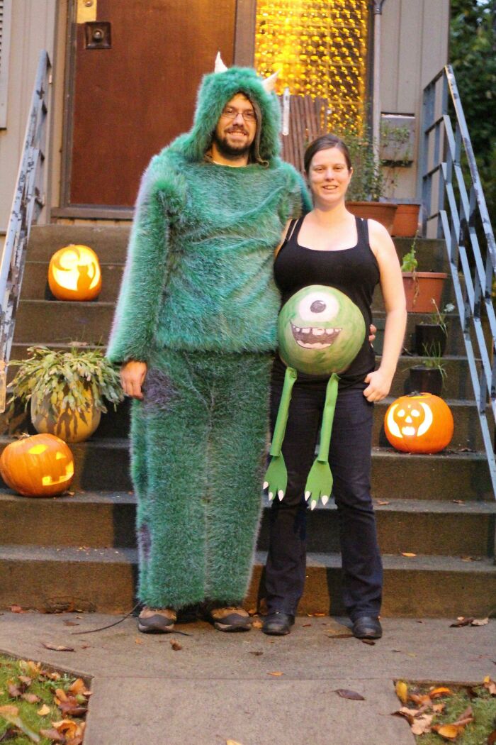 Mi pareja tiene 8 meses de embarazo, y aquí les presentamos nuestro disfraz de Halloween