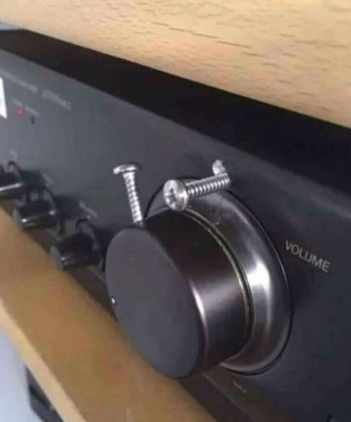 Vi este limitador de volumen en R/Hometheater y pensé en este subreddit