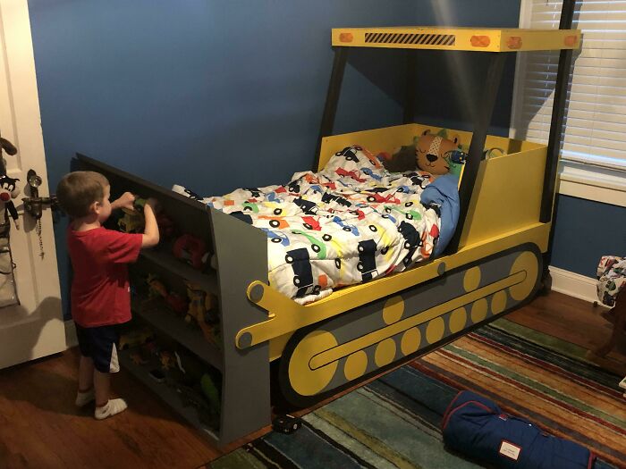 Los chicos de Daddit me dijeron que apreciarían esta cama que hice para mi hijo