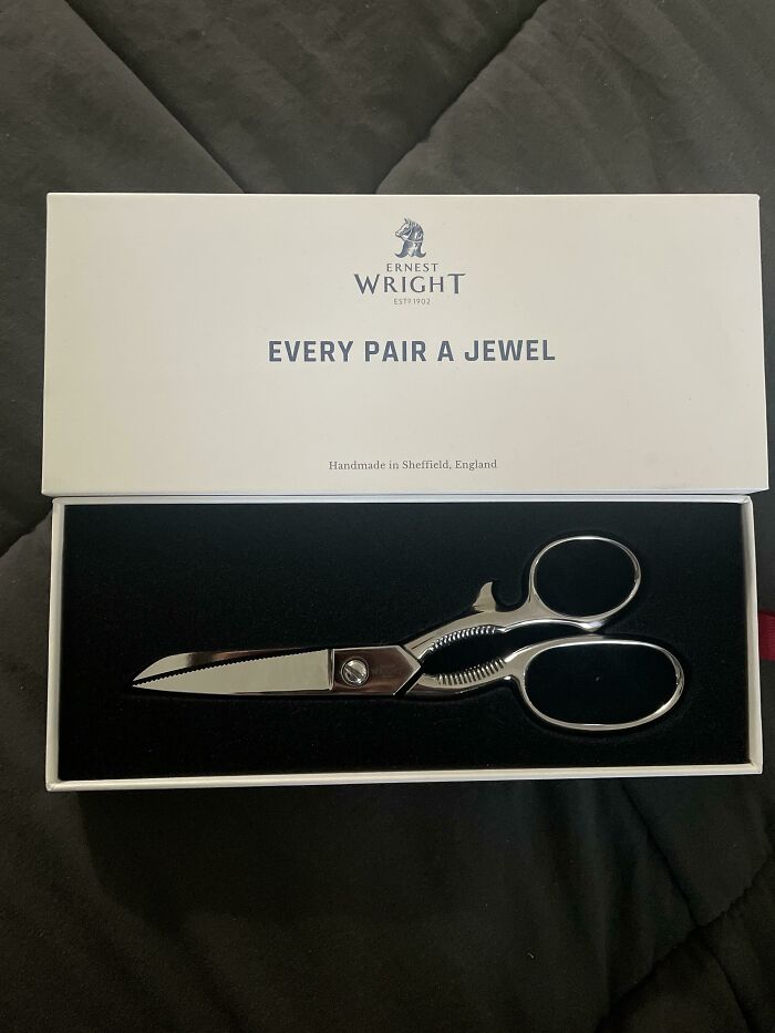 Después de 7 meses de espera, mis tijeras Bifl Ernest Wright por fin han llegado del otro lado del charco