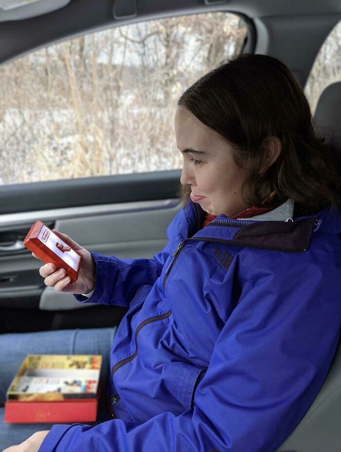 Mi hermana pidió una Nintendo Switch para Navidad. Su novio debe haberlo entendido mal