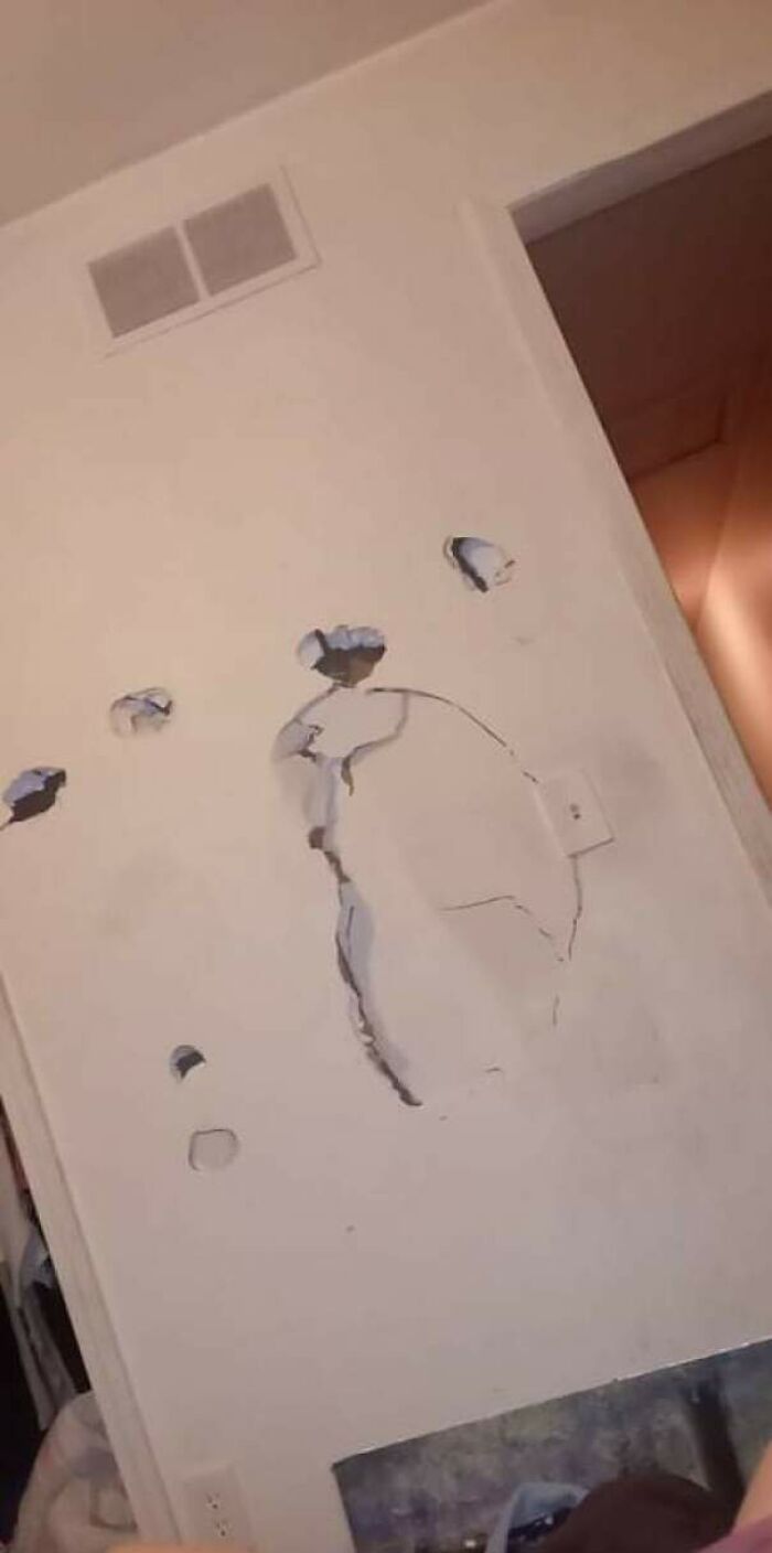 La pared de mi apartamento después de salir con un psicópata