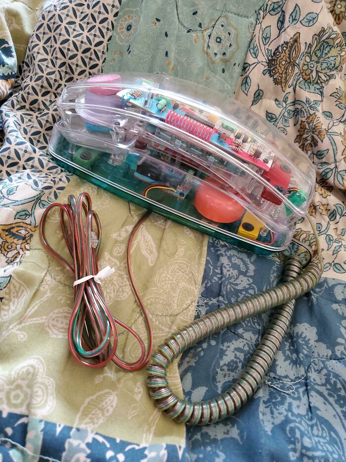 Mi hijo vio esto en Goodwill y realmente me trae recuerdos
