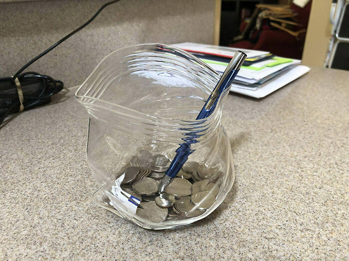 Este tarro tiene la forma de una bolsa Ziplock