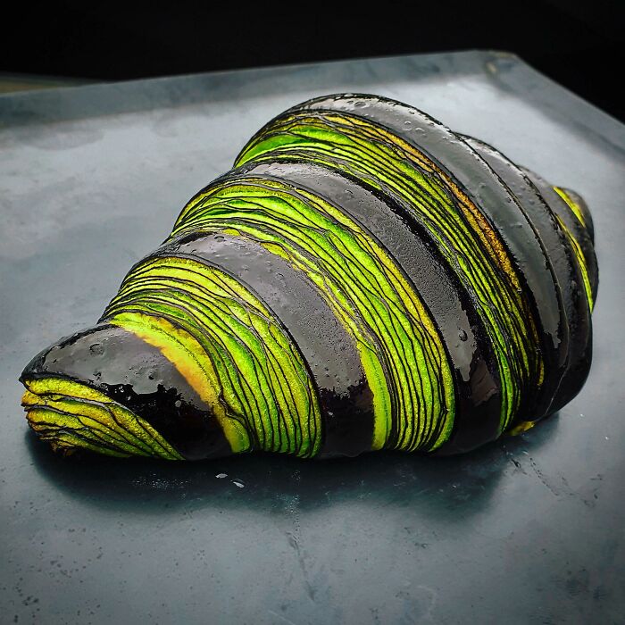 ¡Croissant tenebroso!
