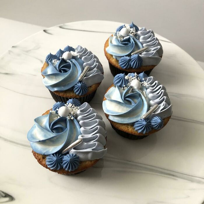 ¡Mi novia hizo cupcakes de vainilla!