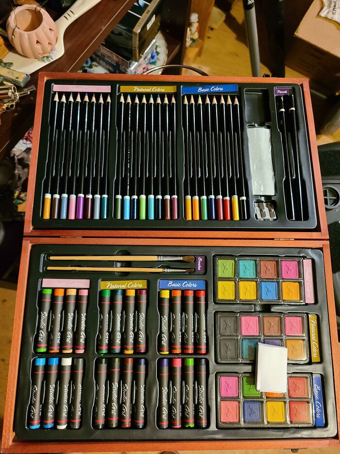 Encontré un set de arte sin usar 