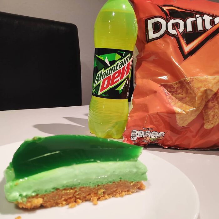 Pastel de queso de Doritos y Mountain Dew. No es tan malo