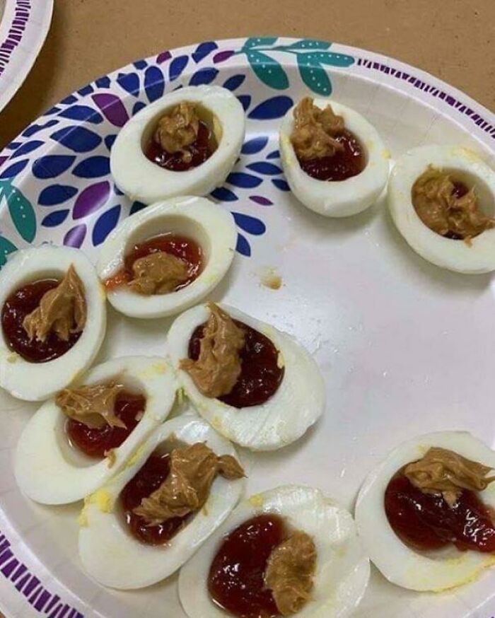 No hay muchas imágenes que me provoquen arcadas, pero no puedo ni mirar esto
