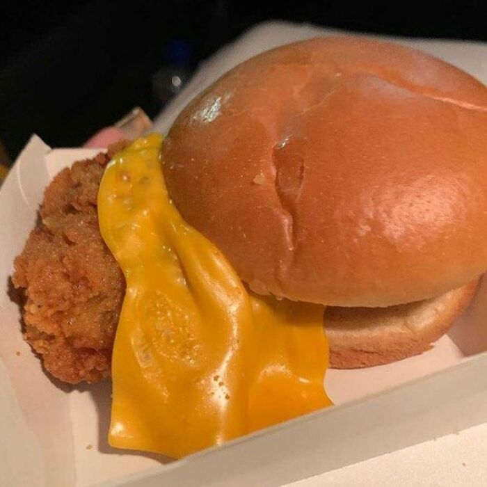 Customers Share Their Worst McDonald’s Orders On This Instagram Account (30 Pics)