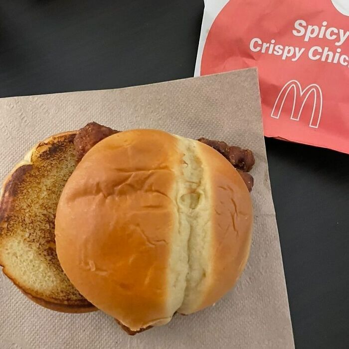 Customers Share Their Worst McDonald’s Orders On This Instagram Account (30 Pics)