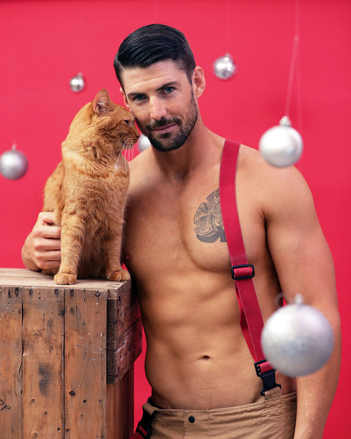 The Australian Firefighters Calendar 2022 Is Out With More Shirtless Heroes And Adorable Animals (28 Pics)