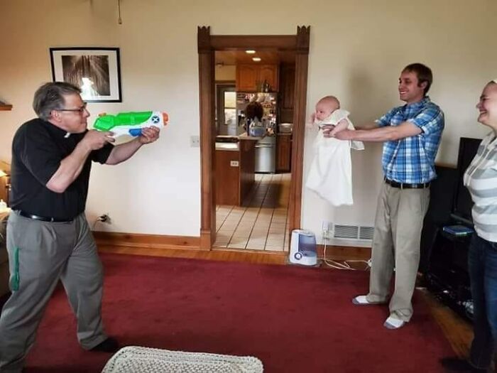 40 Photos From Polish Social Media Profiles That Raise As Many Questions As They Provide Answers