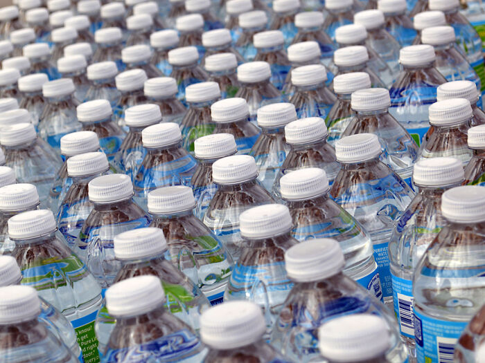 Beber agua en Islandia 