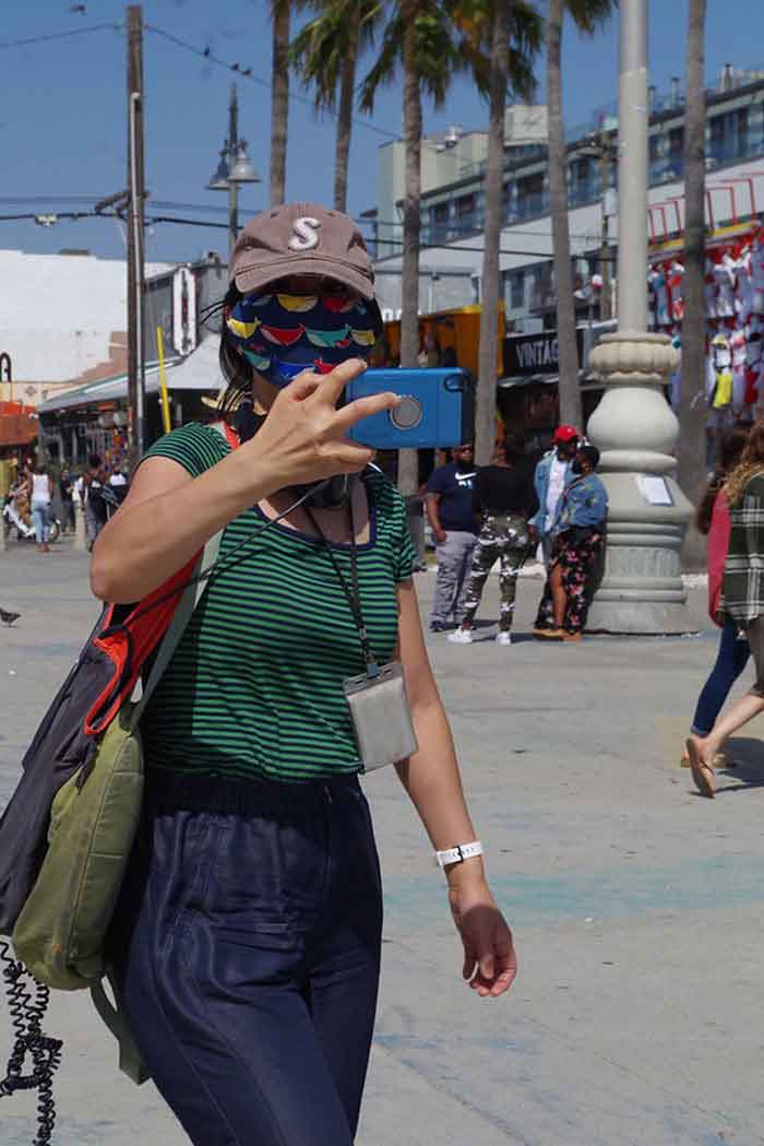 Puede que la COVID sea la principal razón por la que la gente comenzó a usar mascarillas, pero los usuarios de este grupo descubrieron otras 25 ventajas de utilizarlas