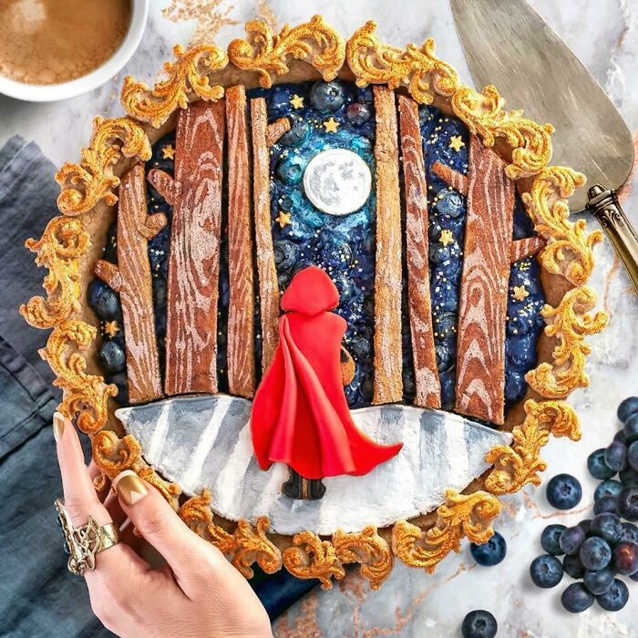 Tarta de arándanos con cubierta de galleta de canela