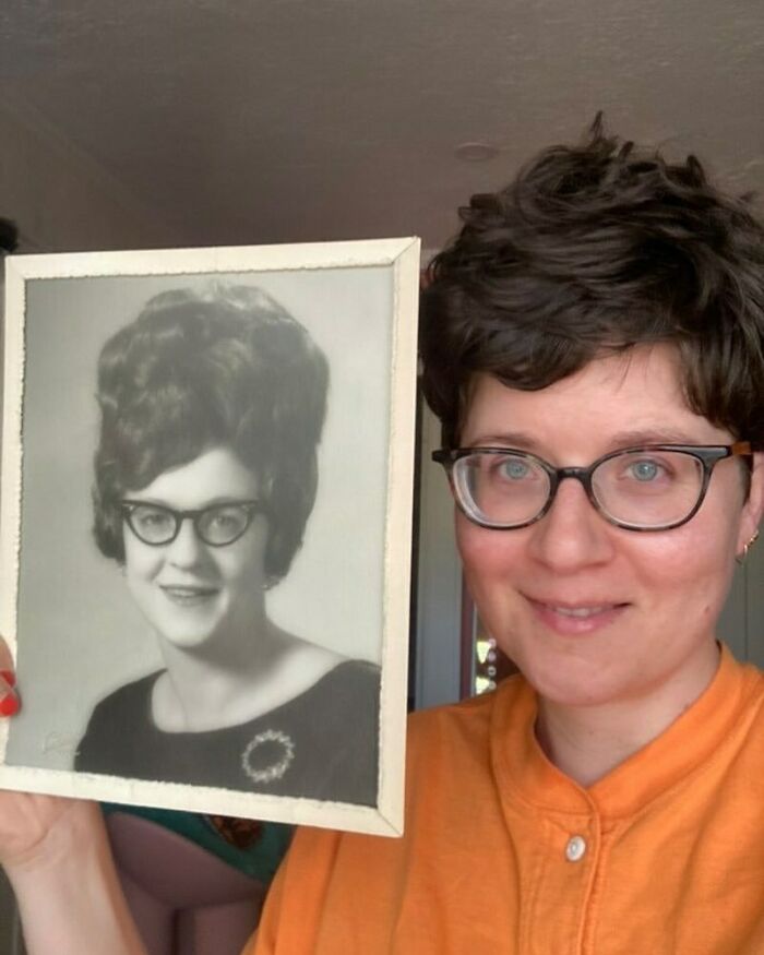 This Instagram Account Is Dedicated To The 'Luckiest' Thrift Store Finds (50 New Pics)