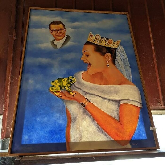 This Instagram Account Is Dedicated To The 'Luckiest' Thrift Store Finds (50 New Pics)