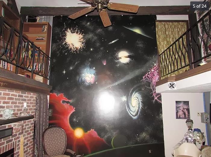 This Instagram Account Collects Terrible Real Estate Pics, And Here's 40 Of The Worst Ones (New Pics)