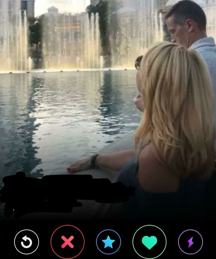 Encontrado en Tinder. ¿Mujer teleñeco?