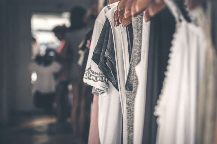 20 Novias honestas comparten lo que deserían que hubiera sido diferente el día de sus bodas