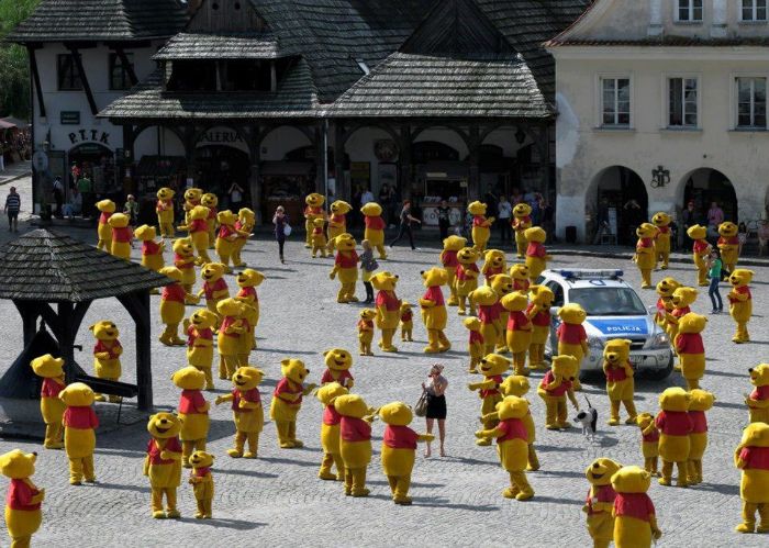This Twitter Page Collects The Most ‘Cursed’ Images Online, Here Are 50 Of The Best