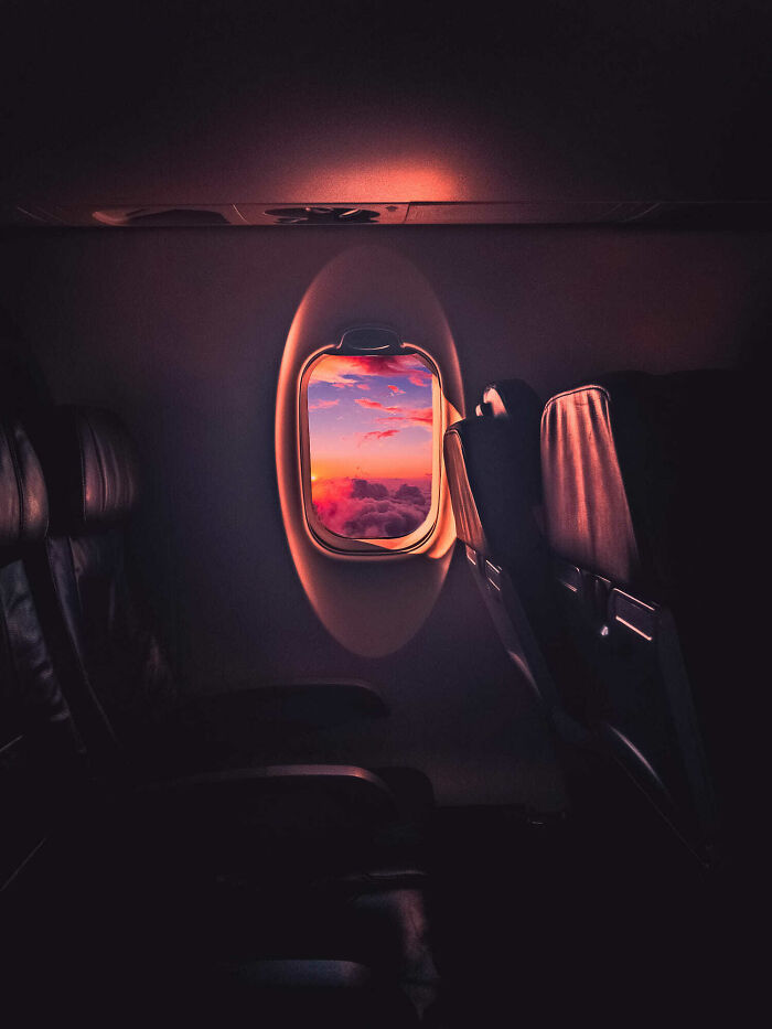 “Viendo el atardecer a 10000 metros de altura”