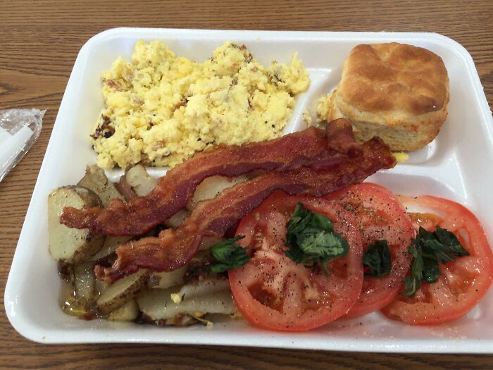 Desayuno en una escuela pública concertada, Austin, Texas