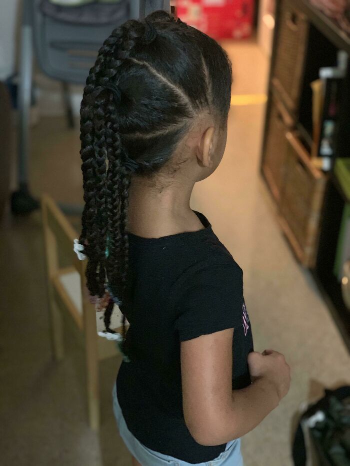 Como padre, darle a mi hija el peinado que la hace sentir como una reina siempre es una victoria en mi lista.