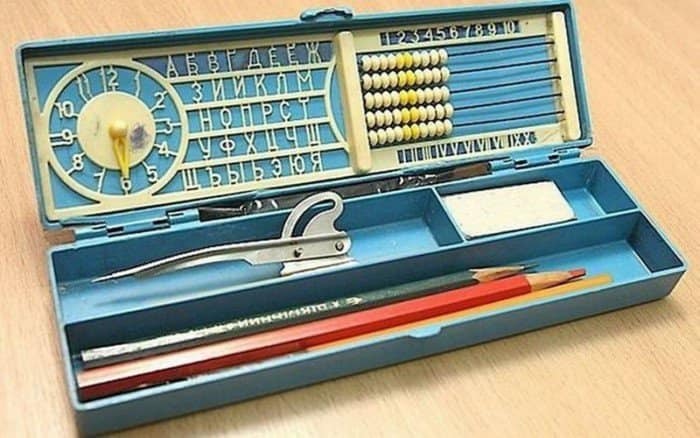 Estuche escolar, URSS, años 70